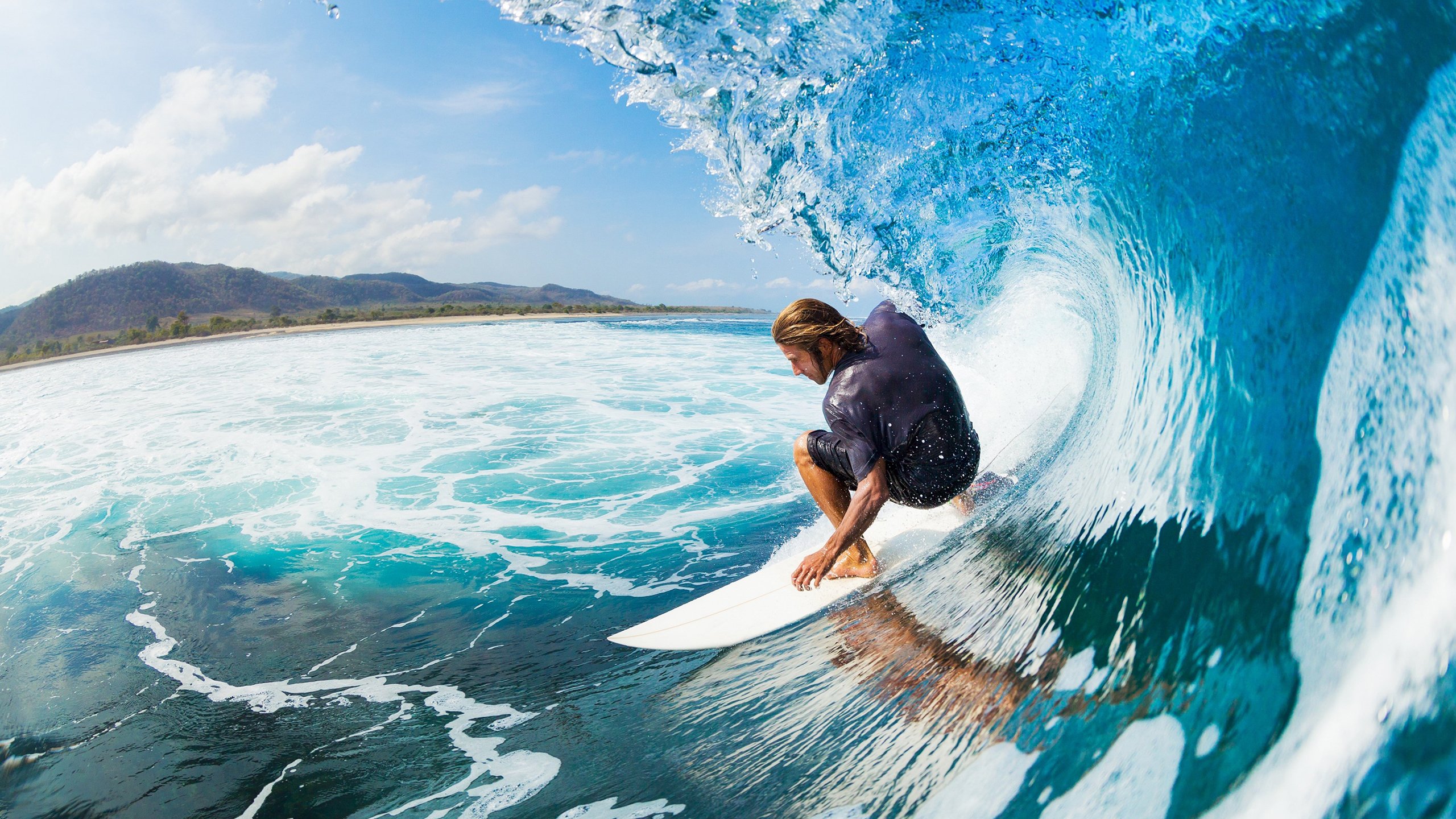 _创新体育场馆设计：未来感尽显运动魅力_，体育场馆布局