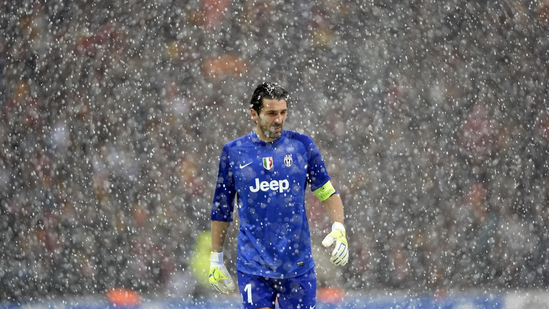 塞尔维亚男篮在欧洲锦标赛中冲击金牌，实力强劲